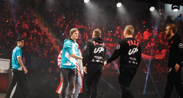 还没调整吗？ Top Esports 排名情况： Kanavi 对 jungle Noxus 情有独钟，mid、jungle 和 support 都在红色区域